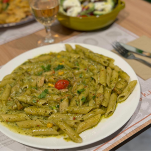 Penne Pesto met Kip